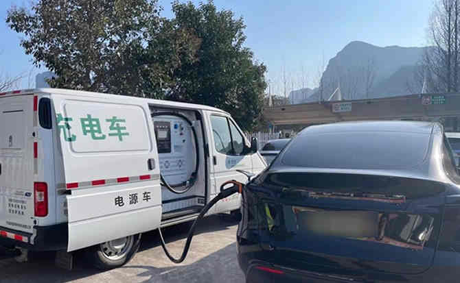 喀什汽车搭电