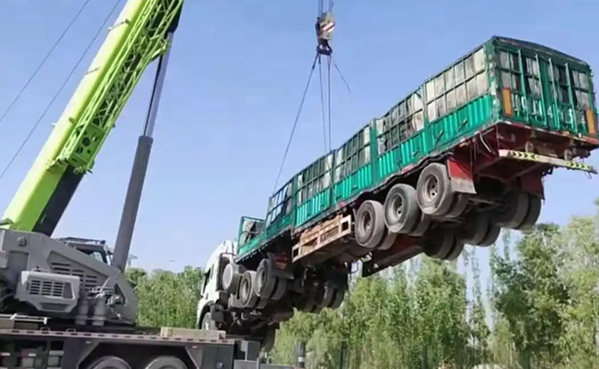 喀什道路脱困救援案例